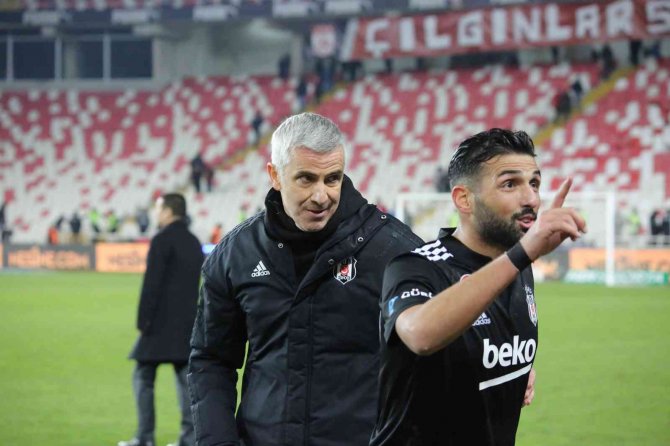 Beşiktaş’ta Maç Sonu Büyük Sevinç