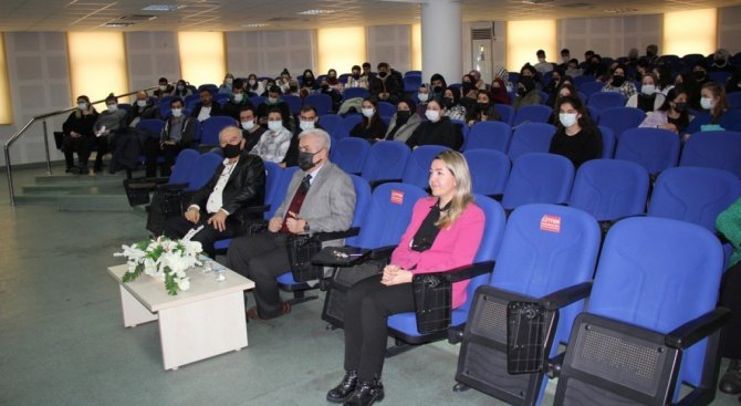 Dpü’de “Arıların Sesi Ol” İsimli Konferans