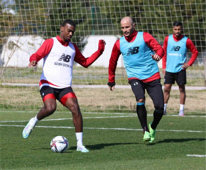 Ft Antalyaspor, Trabzonspor Hazırlıklarına Başladı