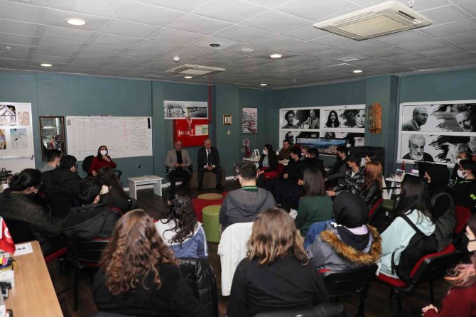 Başkan Sertaslan Gençlerle Bir Araya Geldi