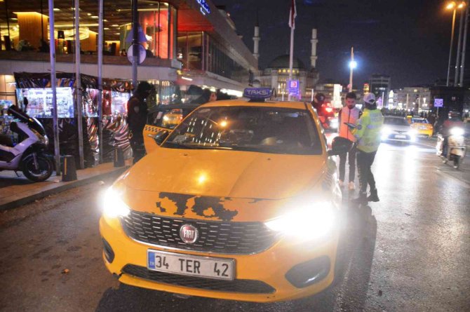 İ̇stanbul’da Helikopter Destekli Yeditepe Huzur Uygulaması