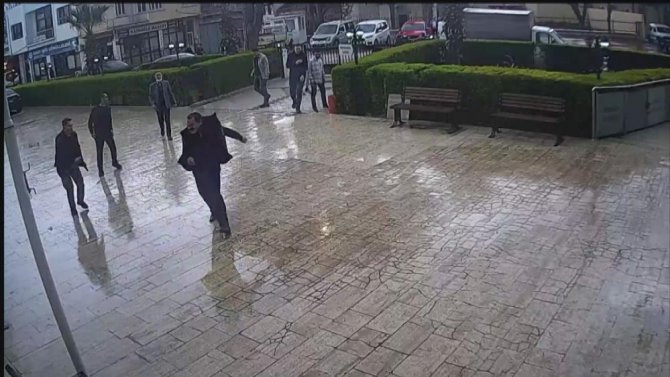 Menemen Belediyesindeki Bıçaklı Baskınla İlgili 2 Tutuklama
