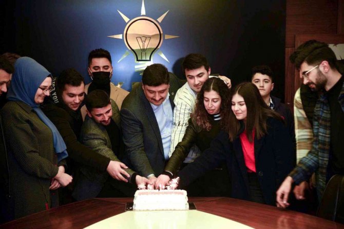 Kahramankazan’da Cumhurbaşkanı Erdoğan’ın 68. Doğum Günü Kutlandı