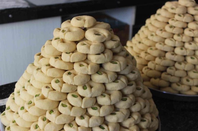 Kilis’te Kurabiye Kandillerin Vazgeçilmezi