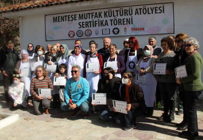 Menteşe Mutfak Atölyesinin İlk Sertifikaları Verdi