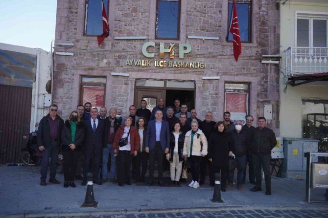 Ayvalık’ta Başkan Ergin İcraatlarını Anlattı