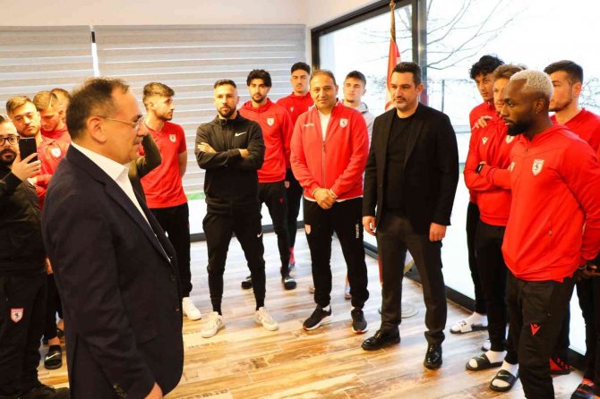 Samsunspor’u Zorlu Deplasmana Başkan Demir Uğurladı