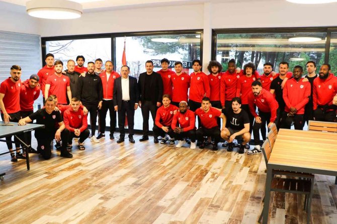Samsunspor’u Zorlu Deplasmana Başkan Demir Uğurladı