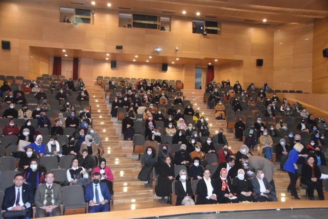 Sinop’ta Kadın Emeği Türkiye’nin İ̇stikbâli Programı