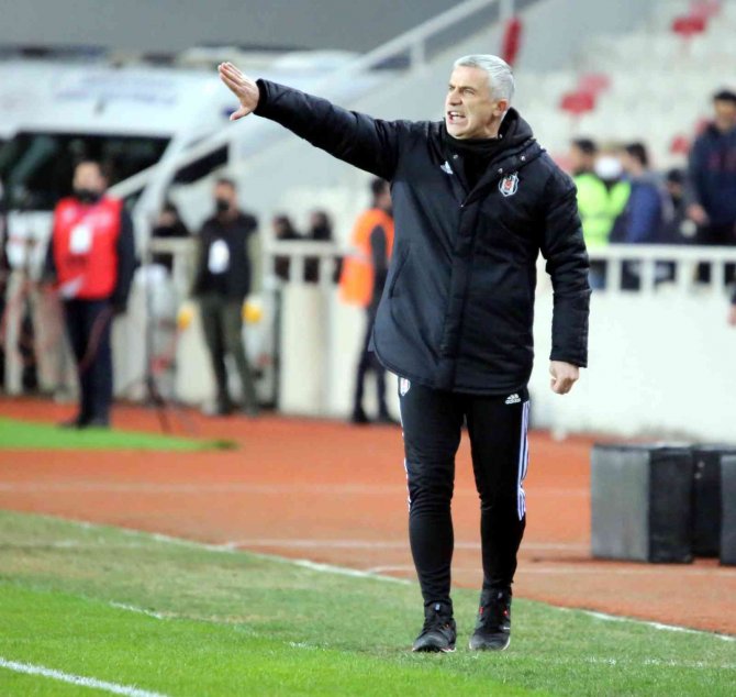 Spor Toto Süper Lig: Sivasspor: 2 - Beşiktaş: 3 (Maç Sonu)