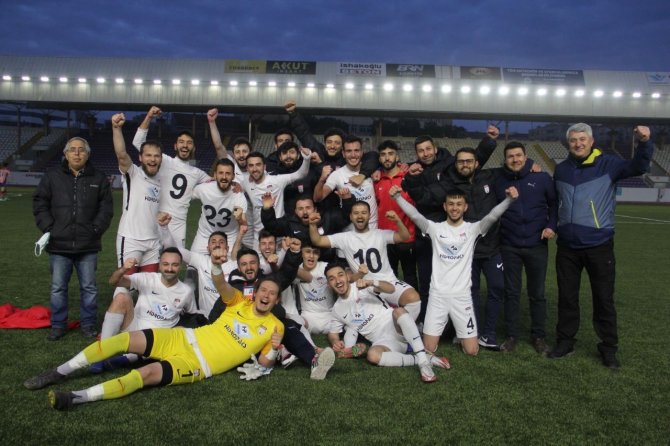 Kocaeli Süper Amatör Lig B Grubunda Gebze Tayfunspor Şampiyon