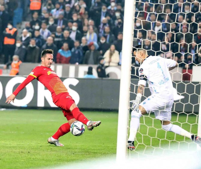 Mario Gavranovic Gollerine Devam Ediyor