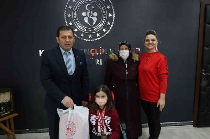 Şampiyondan Ali İ̇hsan Kabakcı’ya Ziyaret