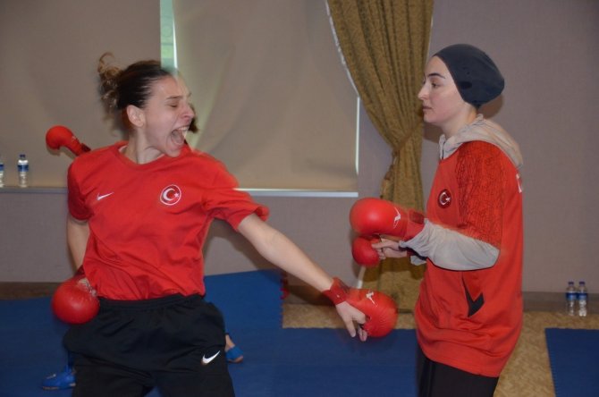 Milli Takım, Avrupa Büyükler Karate Şampiyonası’na Kocaeli’de Hazırlanıyor