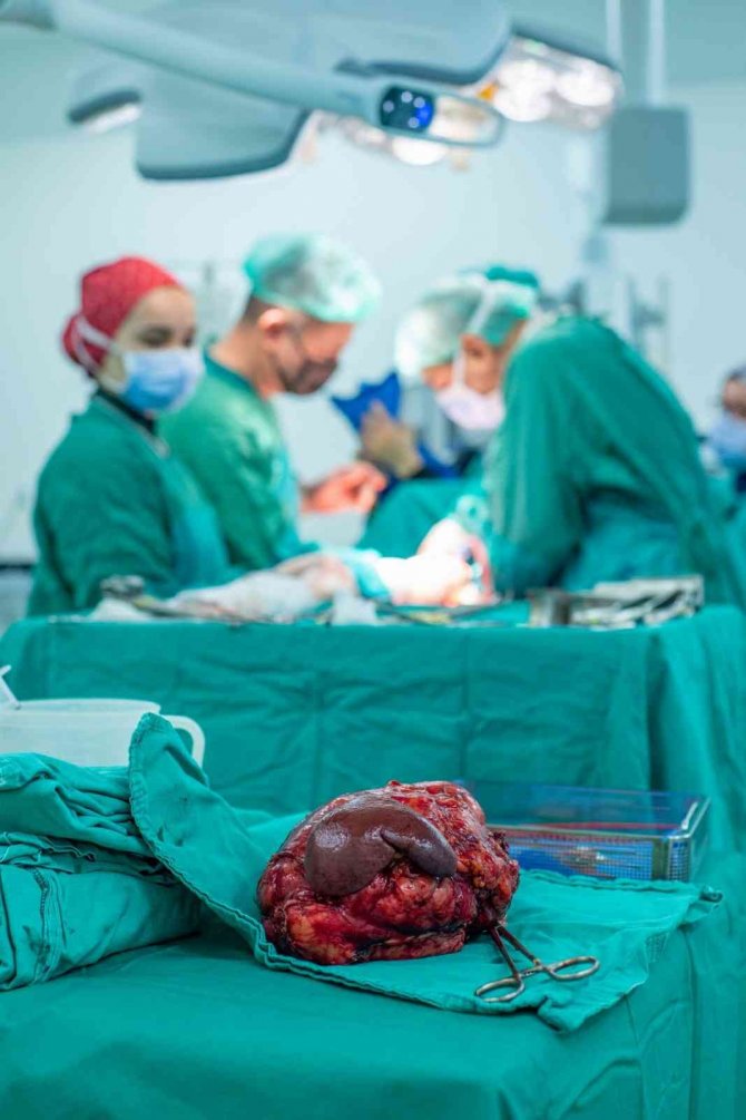 Ülkesinde Birçok Hastaneye Gitti Ama Dermanı Türkiye’de Buldu