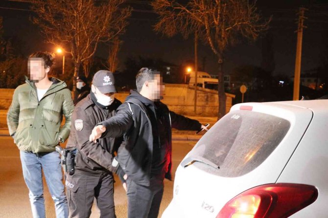 Aksaray’da Araç Ve Şahıslar Didik Didik Arandı