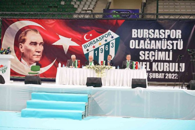 Bursaspor’un Yeni Başkanı Ömer Furkan Banaz Oldu