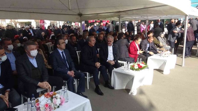 Vali Karaloğlu: “Biz Di̇smek’i Bir Halk Üniversitesi Olarak Görüyoruz”