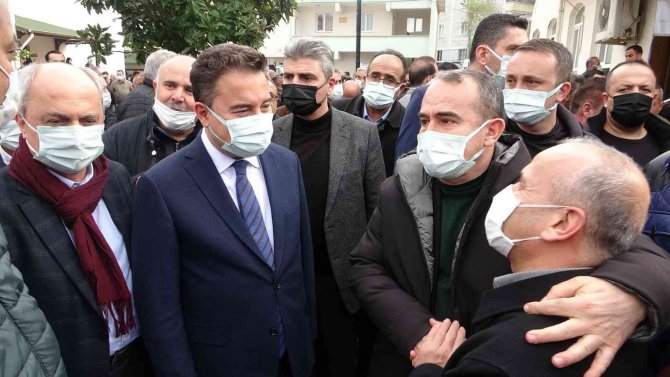 Eski Adalet Bakanı Ergin’in Babası Toprağa Verildi