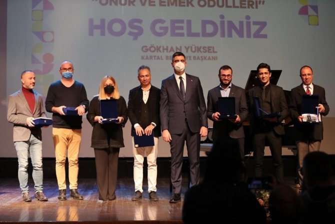 Ke Dergisi’nin ‘Onur Ve Emek Ödülleri’ Sahiplerini Buldu