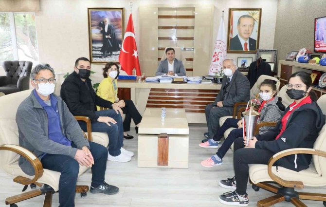 Manisalı Satranççılar Türkiye Şampiyonu Oldu