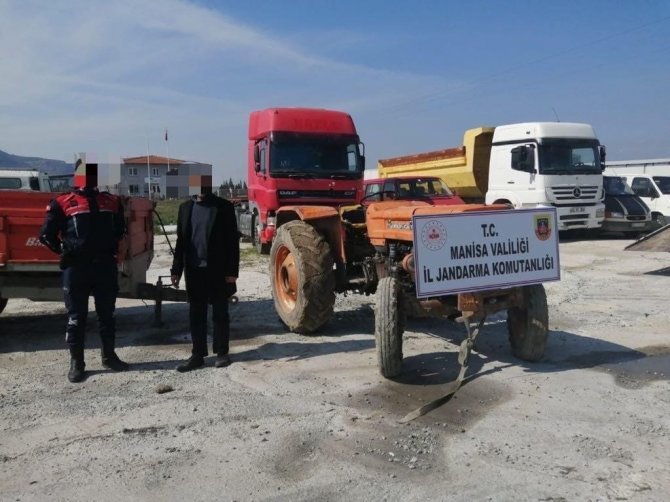 Çalınan Traktörler Jandarma Ekipleri Tarafından Bulundu