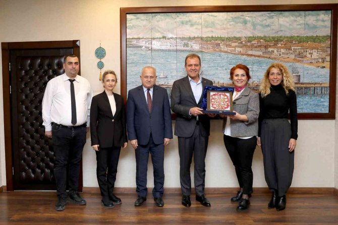 Emıtt 2022’nin ’En İyi Stant’ Ödülü Mersin Büyükşehir Belediyesinin