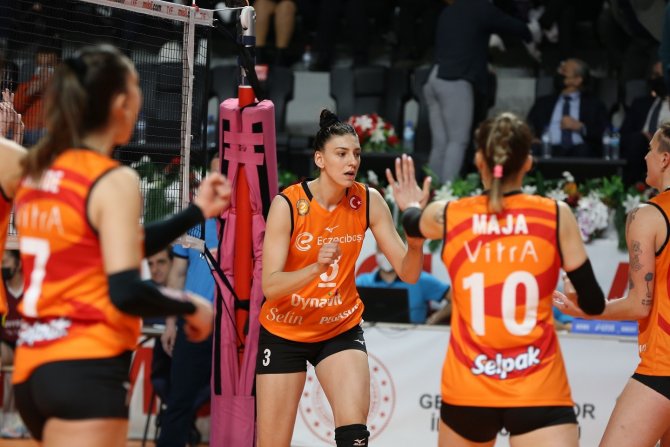 Sultanlar Ligi: Kuzeyboru: 0 - Eczacıbaşı Dynavit: 3