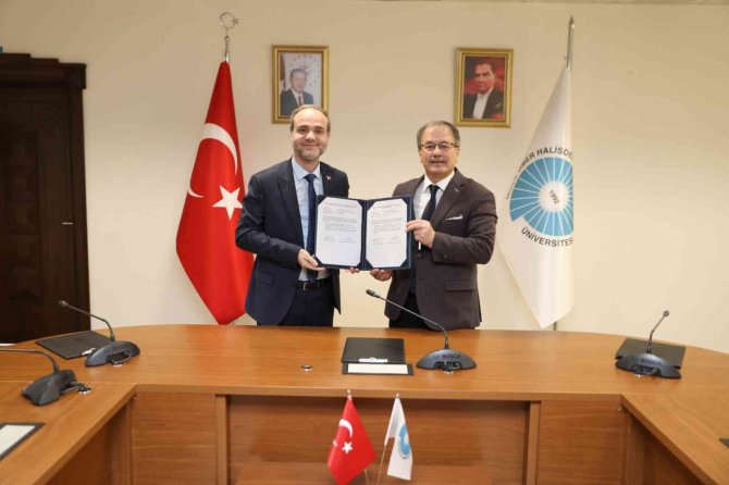 Üniversite Ve Milli Eğitim Müdürlüğü Arasında Protokoller İmzalandı