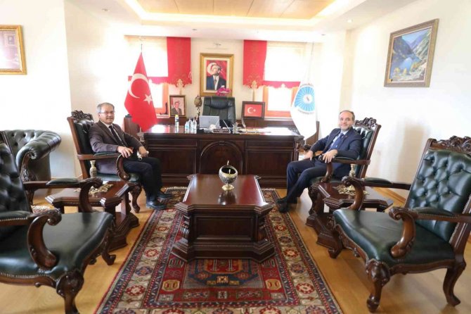 Üniversite Ve Milli Eğitim Müdürlüğü Arasında Protokoller İmzalandı