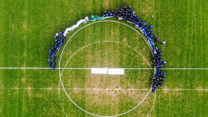 Antalya’da Kamp Yapan Ukraynalı 7 Takımın Futbolcularından Yeşil Sahada ’Savaşa Hayır’ Mesajı