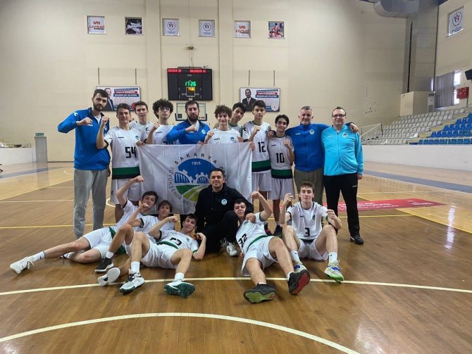 Sakarya Büyükşehir Basketbol Takımı Marmara Bölge Şampiyonu Oldu