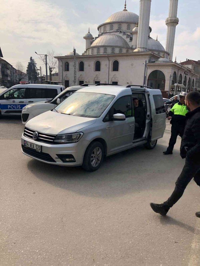 Hafif Ticari Aracın Çarptığı Yaşlı Adam Hastanede Hayatını Kaybetti