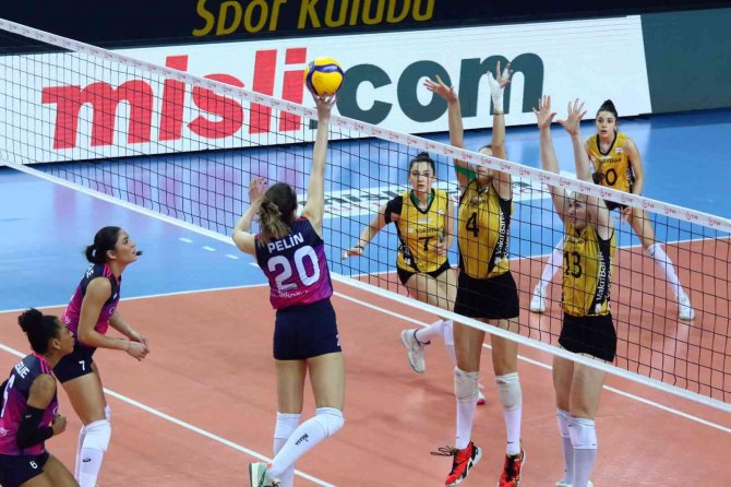 Cerastlye Osb Teknik Koleji Vakıfbank’ı Geçti