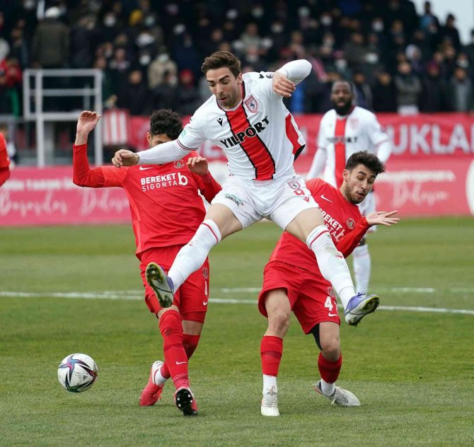 Spor Toto 1. Lig: Ümraniyespor: 3 - Samsunspor: 1