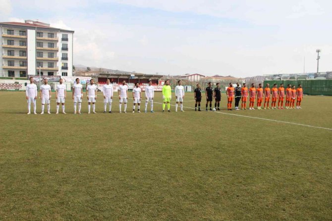 Tff 3. Lig: Hd Elazığ Karakoçan: 1 - İ̇skenderunspor: 1