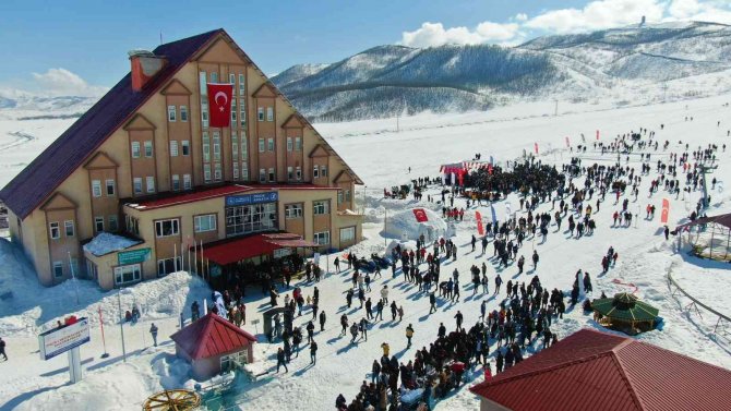Terörden Arınan Tunceli’de Vatandaşlar Kayak Festivaline Akın Etti