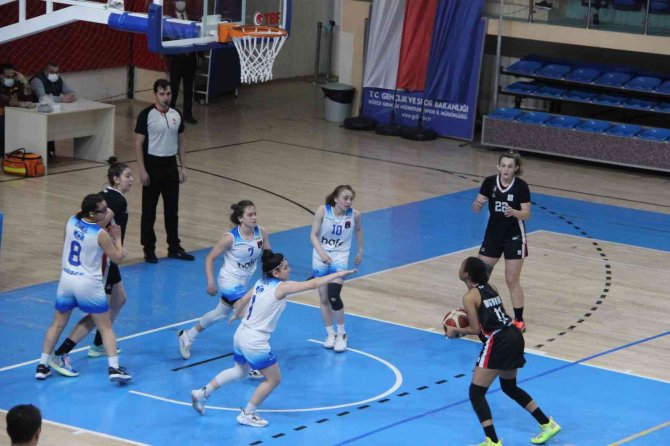 Tbf Genç Kızlar Ligi: Düzce Atletik: 74 - Beşiktaş: 56
