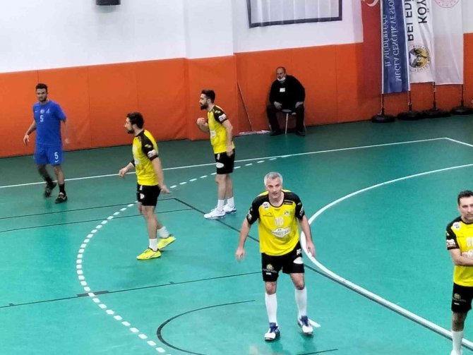Köyceğiz Belediyespor, Evinde Ağırladığı İ̇zmir Takımına Mağlup Oldu
