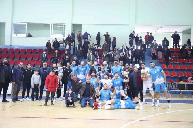 Tvf 1. Lig: Develi Belediyespor: 3- Akkkuş Belediyespor: 1