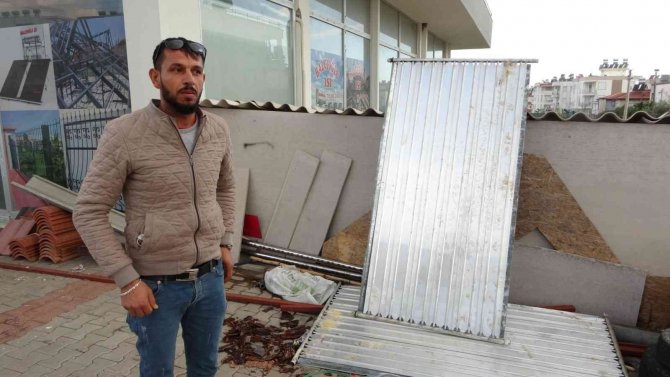 Hurdacı Kadınlar, İş Yerinin Önünden Güneş Paneli Çaldı