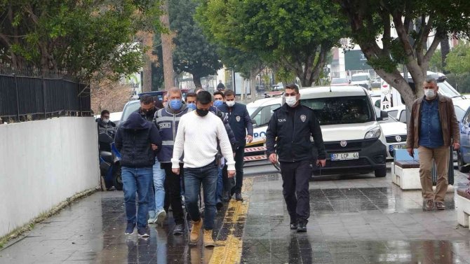 Hamile Yabancı Uyruklu Kadının Yönettiği Fuhuş Çetesi Çökertildi:17 Tutuklama