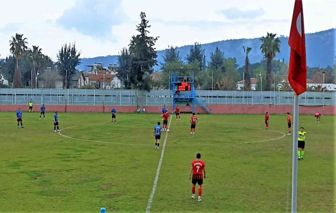 Sarayköyspor Deplasmandan Altın Gibi 3 Puanla Döndü