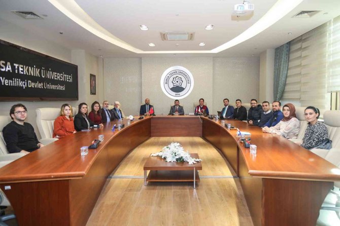 Rektör Prof. Dr. Arif Karademir: "Krizi Fırsata Çevirmeyi Bildik"