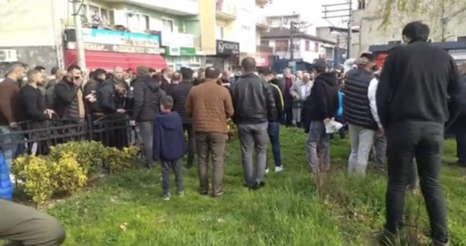 İ̇ki Grubun Meydan Kavgasında 1 Kişi Yaralandı