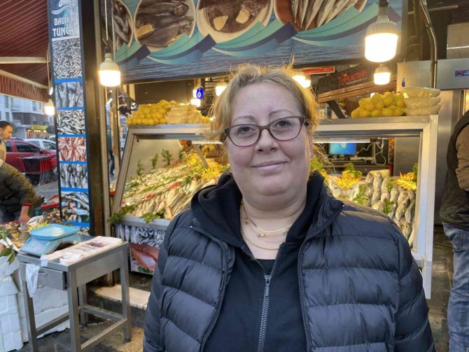 Balık Tezgahlarında Bolluk Yaşanıyor