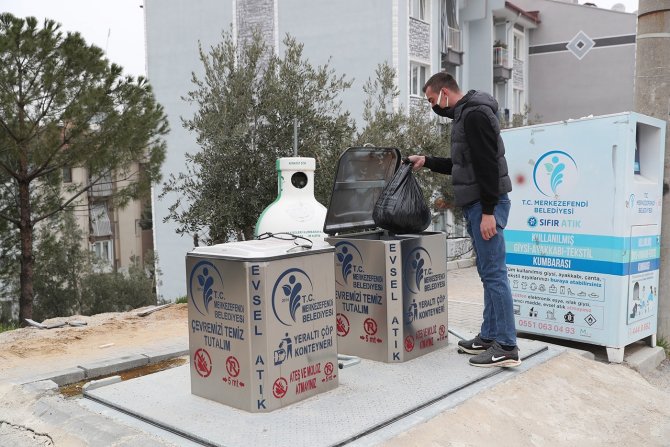Merkezefendi’nin 50 Farklı Noktasına Yer Altı Çöp Konteyneri Yerleştirildi