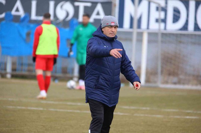 Rıza Çalımbay’dan Taraftara Çağrı: “Stadyuma Gelin”