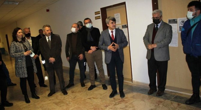 Dpü’nün “Askıda Giysi” Kampanyasına Destek