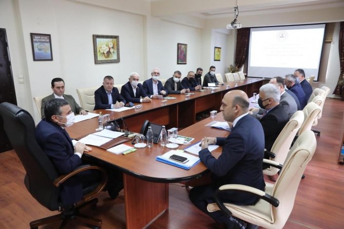 Eğitim Yatırımları Görüşüldü